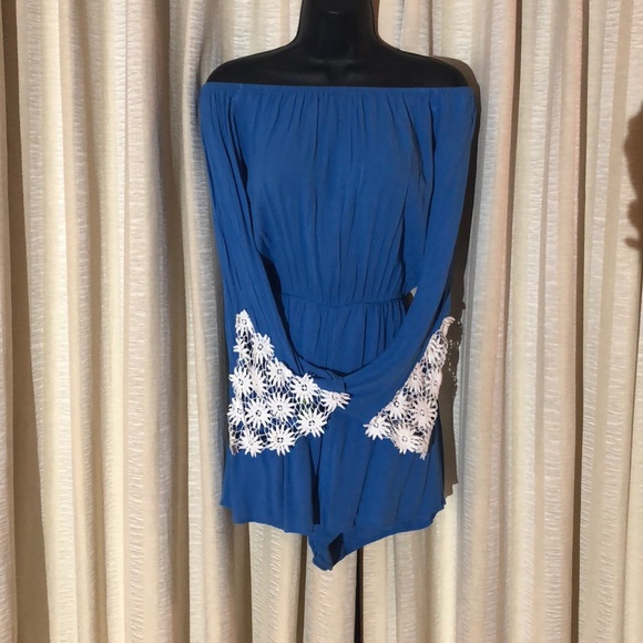 Charlotte Russe off the shoulder Romper - Picture 2 of 4